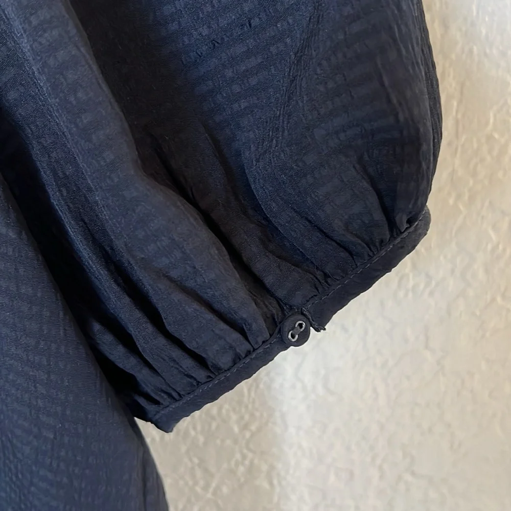 Madewell black seersucker puff sleeve blouse